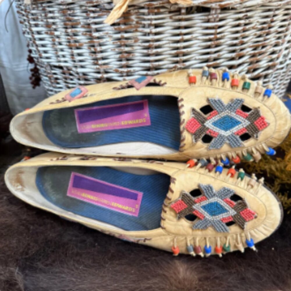 Vintage Susan Bennis Warren Edwards The Arrows Beaded Leather Shoes 6 1/2